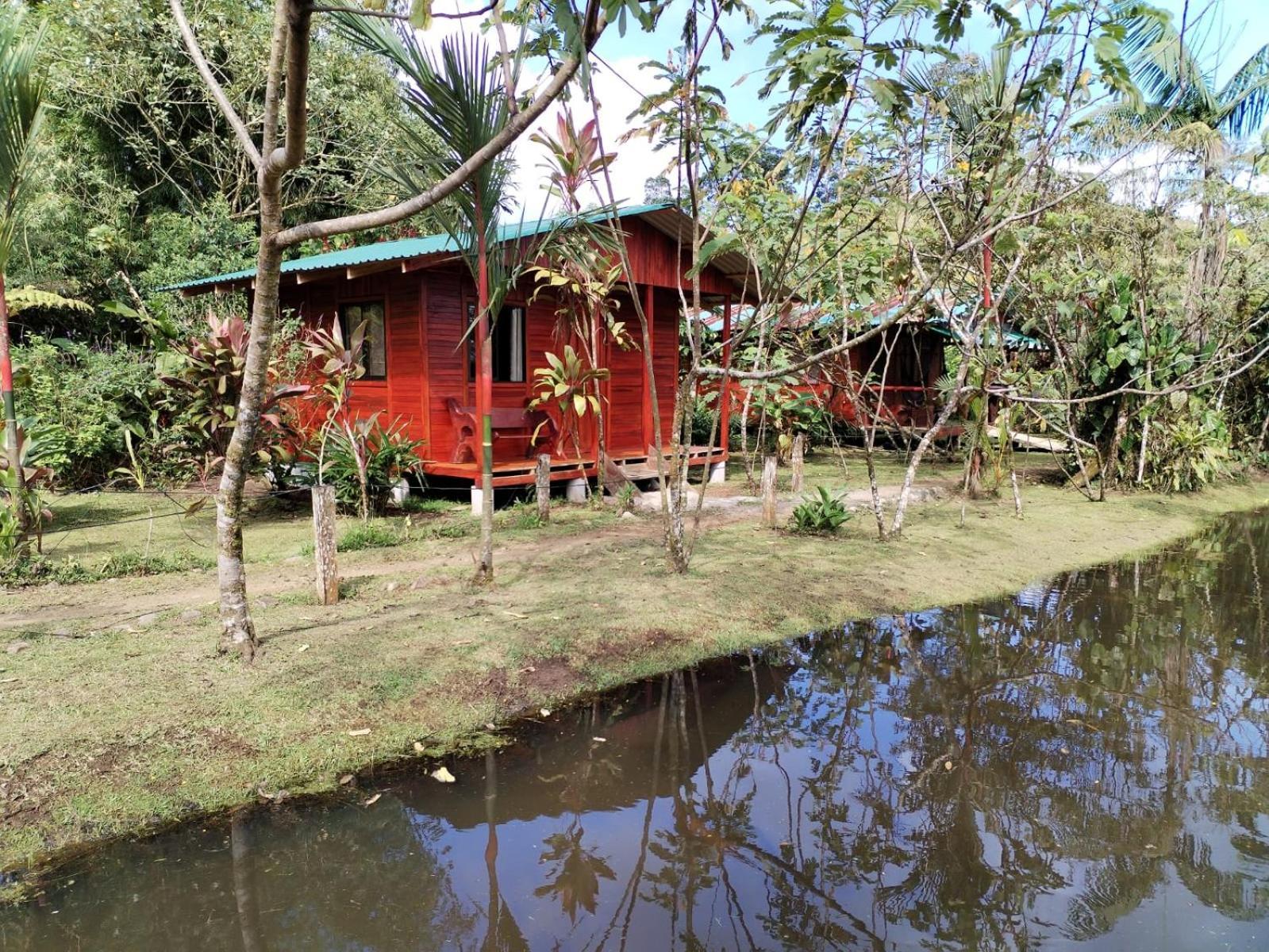 Cabanas Los Laguitos Rio Celeste El Achiote Exterior photo